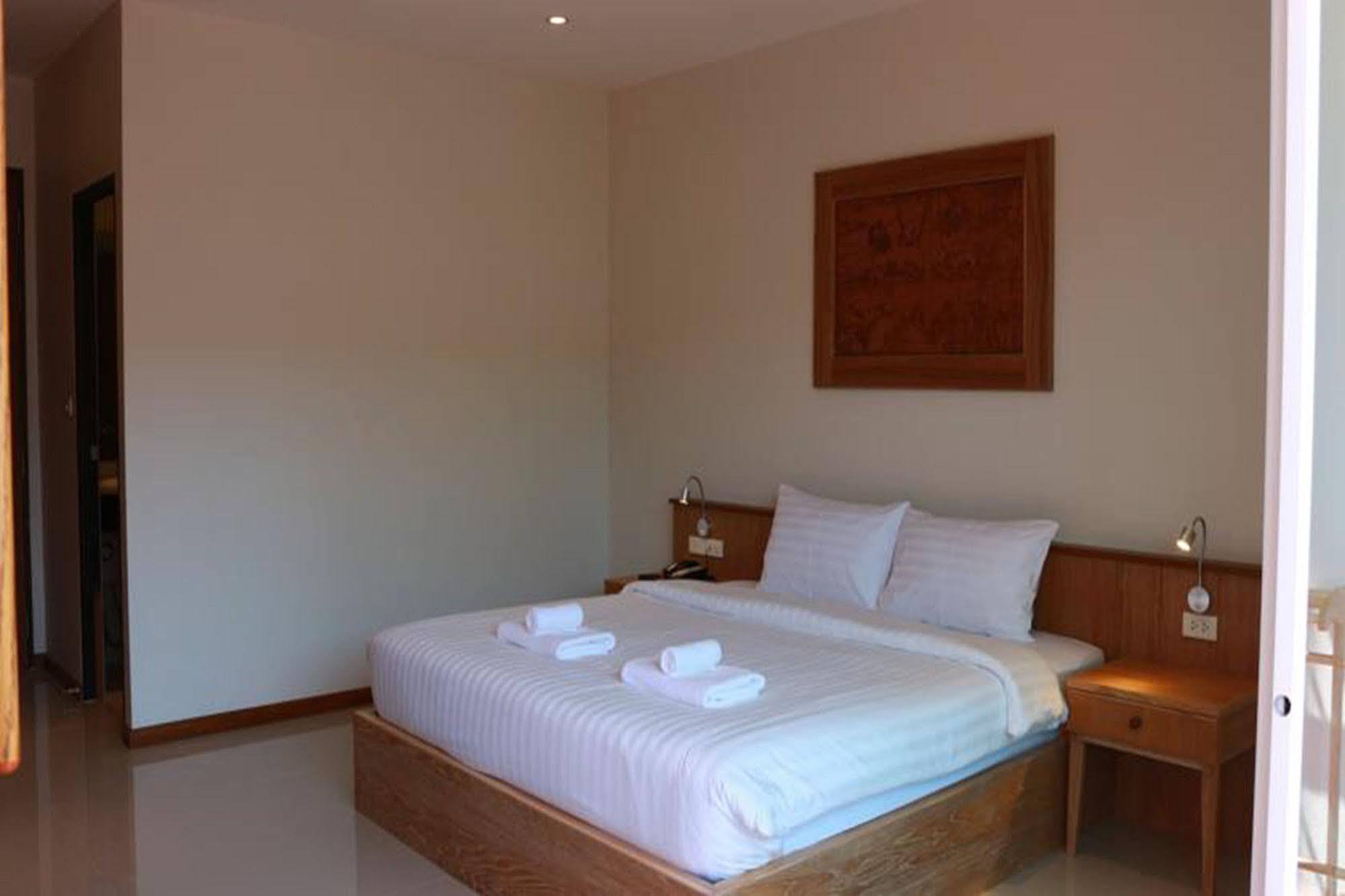 Crystal Lamai Hotel Kültér fotó